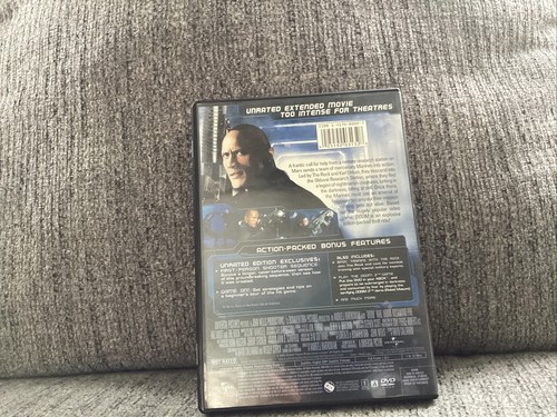 Doom (DVD, 2006, Unrated Extended Edition) The Rock Karl Urban movie Universal - Picture 2 of 5