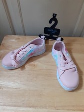 Bebe Girls Sneakers Size 8 NEW WITH TAGS