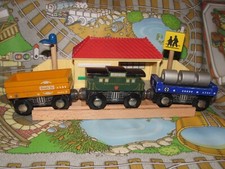 Lionel Heritage Wooden Railway Train Track Vintage Santa Fe Cargo Car Caboose