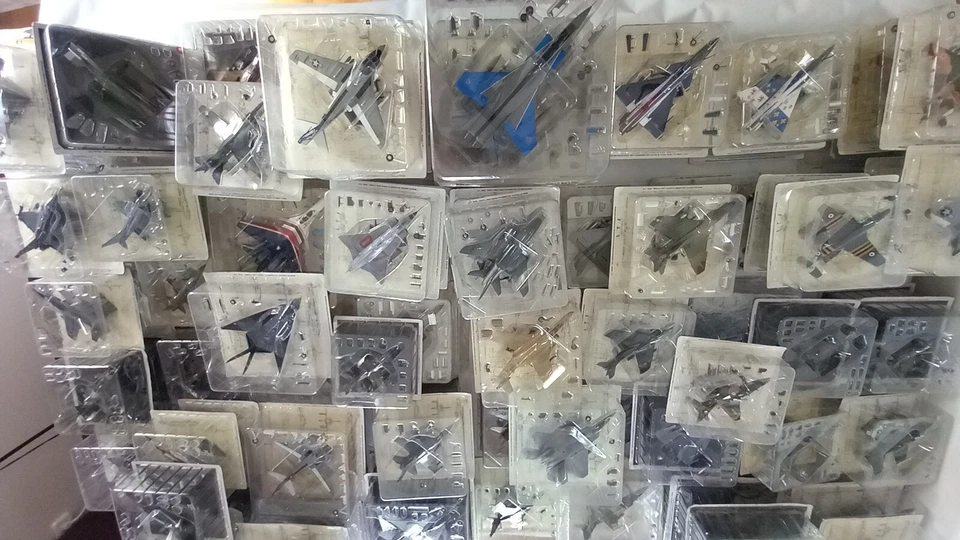 Combat Aircraft Aerei da Combattimento Altaya 1/72 - Immagine 2 di 4