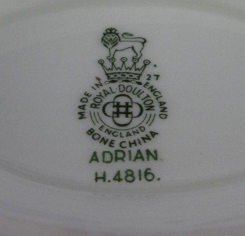 Royal Doulton Adrian H4816 Gold Laurel Leaf Gravy Boat & Underplate - Picture 4 of 7