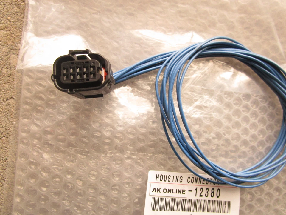 19 - 24 LEXUS ES350 BLIND SPOT MONITOR SENSOR 10 PIN PIGTAIL CONNECTOR OEM NEW - Image 3 of 4