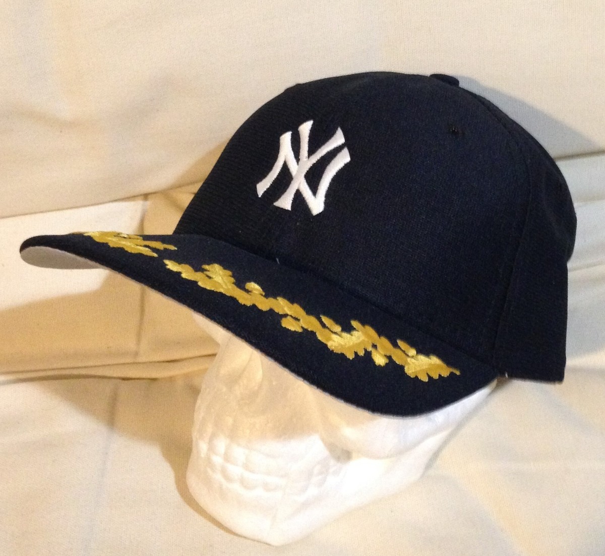 New York Yankees New Era Gold Leaf Snapback Hat *Clean*