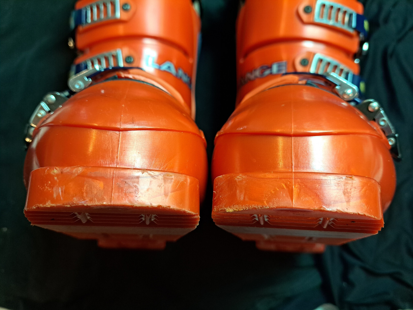 SALOMON Scarponi da sci vintage Expert Lange GX9 GFORCE taglia 10 arancioni come nuovi usati pochissimo!