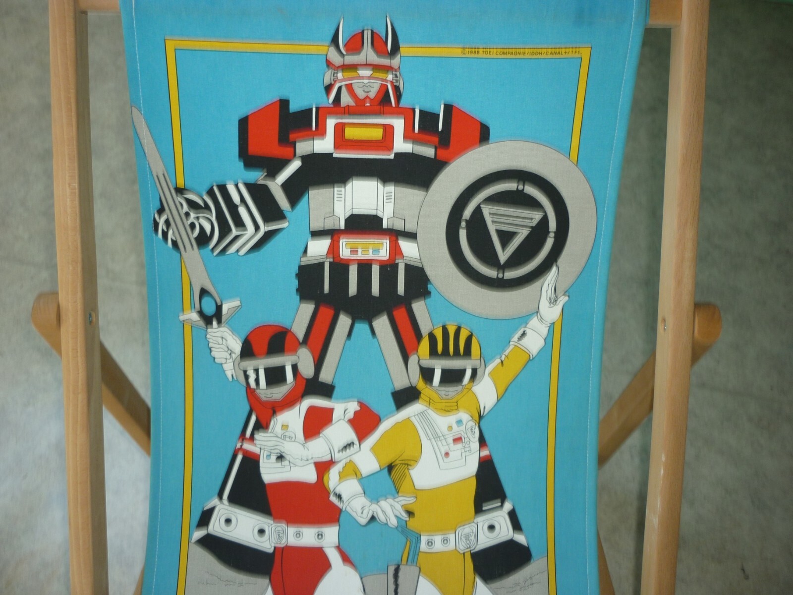 bioman chaise longue vintage ,en bon état,année 80 no goldorak