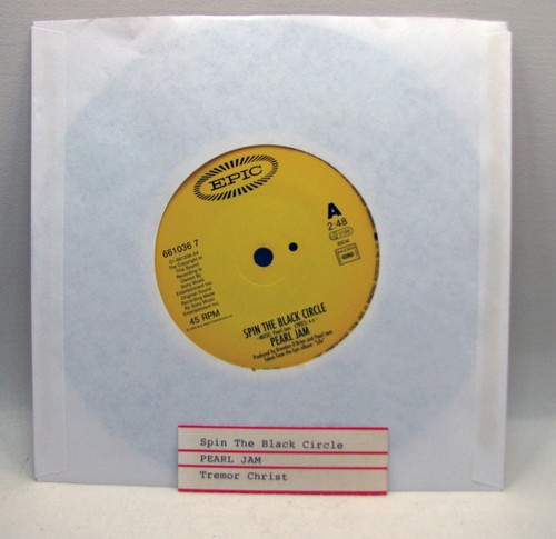 PEARL JAM - SPIN THE BLACK CIRCLE - EX- JUKEBOX 45 - Picture 2 of 4