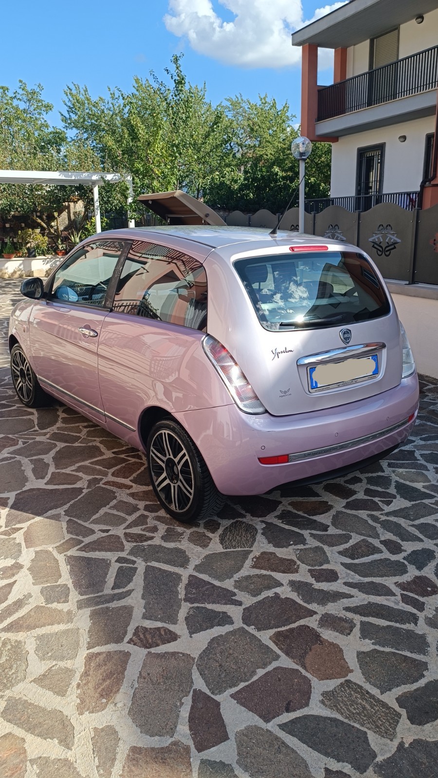 Lancia Ypsilon ELLE 1.3 Multijet 75 CV – Rosa foto 5