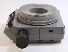 Kodak EKTAGraphic III AMT Slide Projector TESTED  No Remote