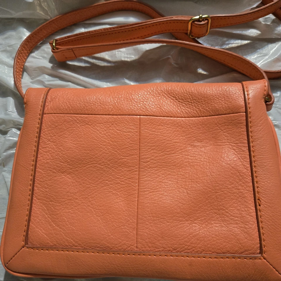 J. BOLSO BANDOLERA CREW TILLARY CORAL Foto 2 de 4