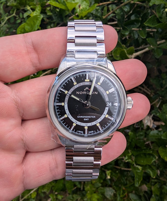 NORQAIN Freedom 60 GMT Date 40mm Black Dial NN2100SG