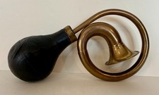 Curved c 1920s Antique Brass Metal Bulb Car Horn w Hardened Orig Rubber Bulb
