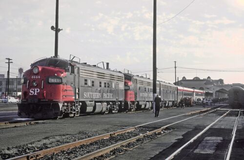 SP 6444 FP7 with Train 98 the Coast Daylight San Francisco CA 5 x 7 Photo