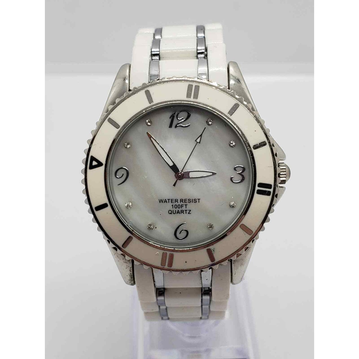 Women\'s white and silver watch. Opalescent face. Women main image 4