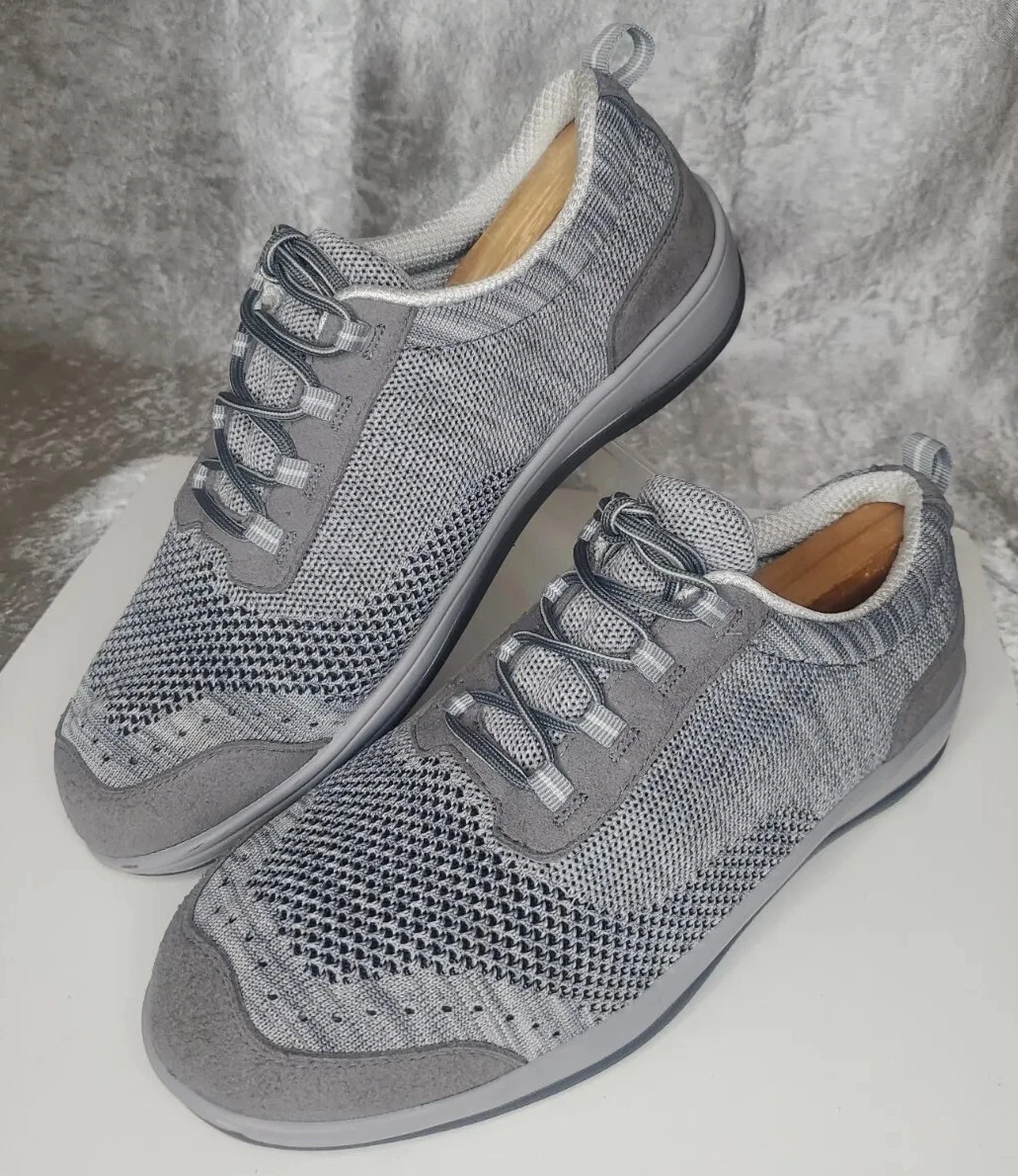 Gray knit best sale sneakers