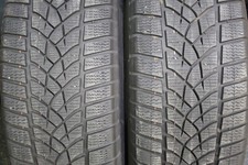 2 Winterreifen Goodyear UltraGrip Performance + 235/60R18 103H