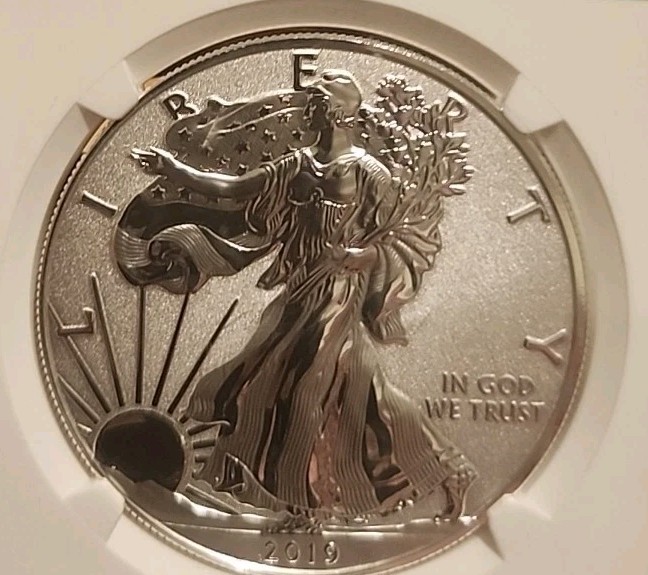 Picture 4 of 11