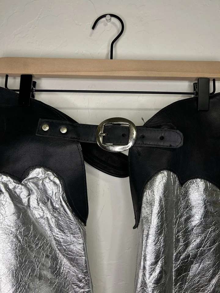 ANTIGUO VAQUERO OCCIDENTAL DE CUERO PESADO DE COLECCIÓN VIEJOS CHAPS Foto 3 de 4