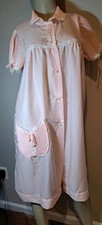 Vintage Barbizon Lightweight Robe House Coat SZ M Pink Feminine Lace Dainty
