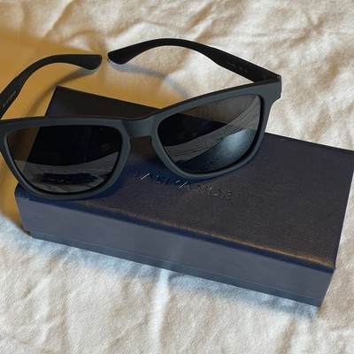 Lentes Para Sol Marca Lasiyanor Negros Polarizados Resistentes  nuevos  