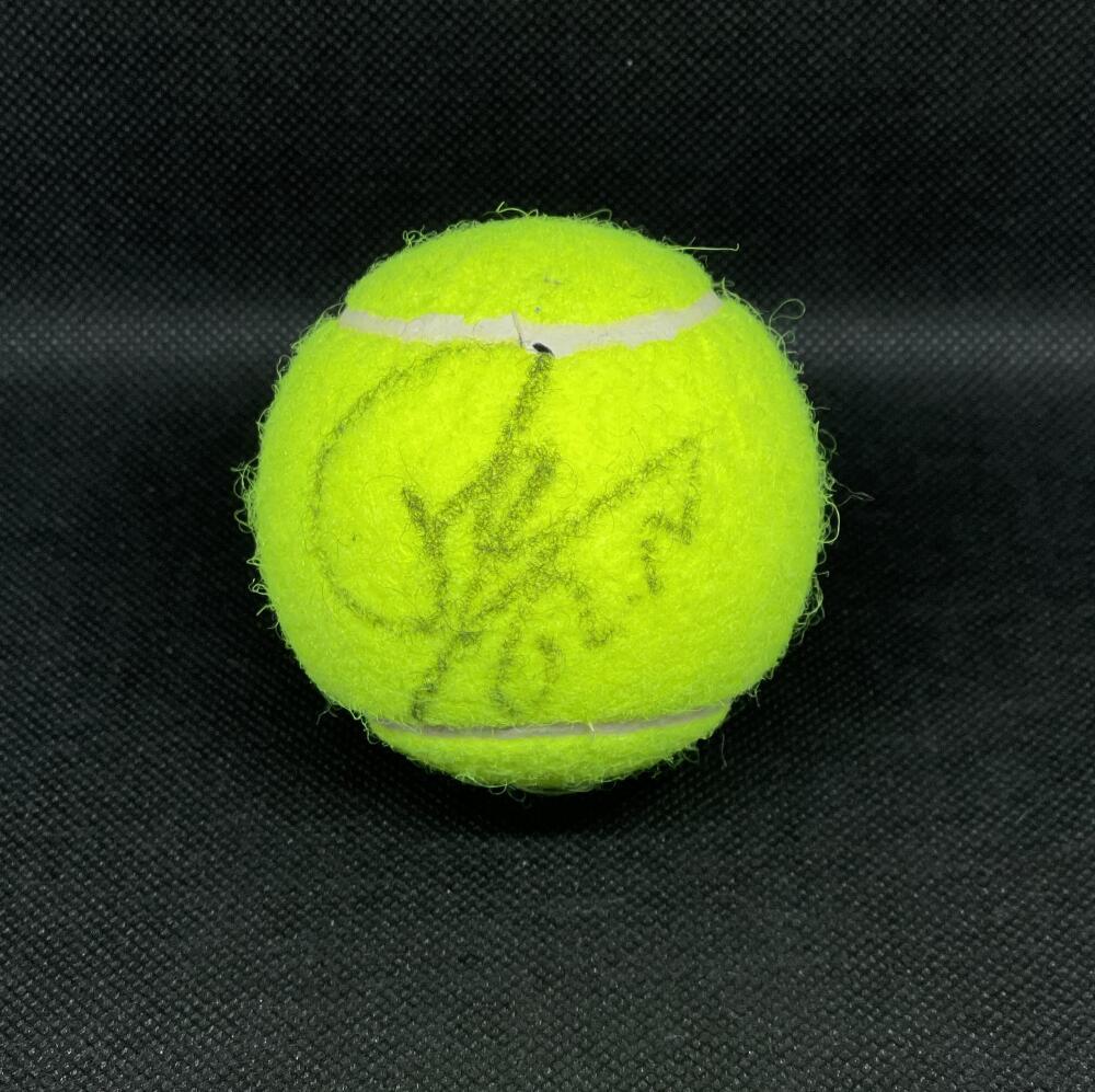 Rafael Nadal(サイン入りボール) ROGER FEDERER & RAFAEL NADAL Signed Tennis Ball + Display