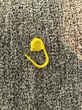 Pack Of 10 Yellow Stitch Markers (safety Pin Type) 