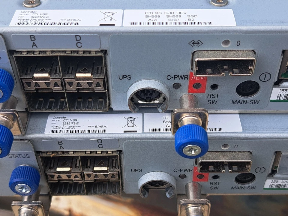 2x - HITACHI CTLXSR 3285173-E 4X SFP SAS STORAGE CONTROLLER - Image 2 of 4