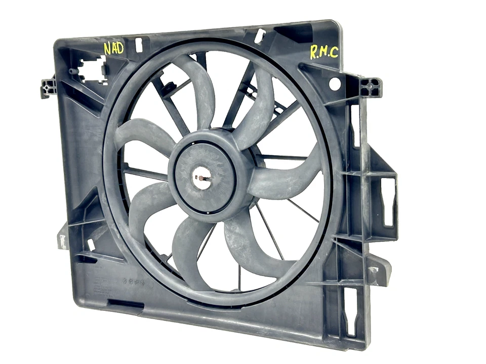 Cubierta del ventilador de refrigeración del motor Dodge Grand Caravan 2008-2013 3,8 L OEM 05058674AA Foto 2 de 4