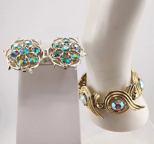 Vintage Sarah Coventry Costume Jewelry Bracelet & Earrings