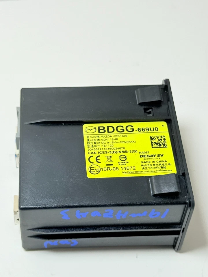 2019 MAZDA 3 CENTER CONSOLE USB AUXILIARY JACK ADAPTER PORT HUB | OEM BDGG-669U0 - Image 3 of 4