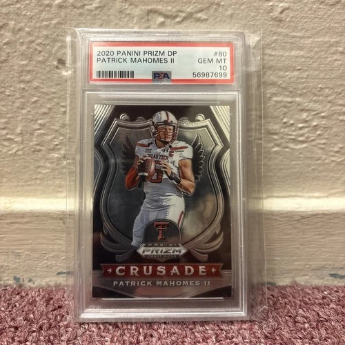 2020 Prizm Chiefs Star - PATRICK MAHOMES Football Card PSA 10 GEM MINT