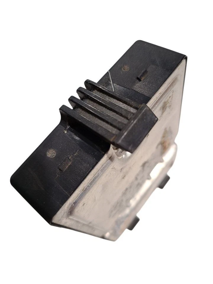 Chassis ECM Seat Heat Pickup Fits 10-11 DODGE 3500 PICKUP 649350 - Image 4 of 4