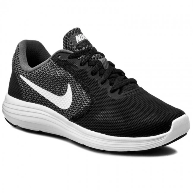 black nike size 3 trainers