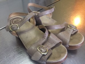 dansko tan sandals