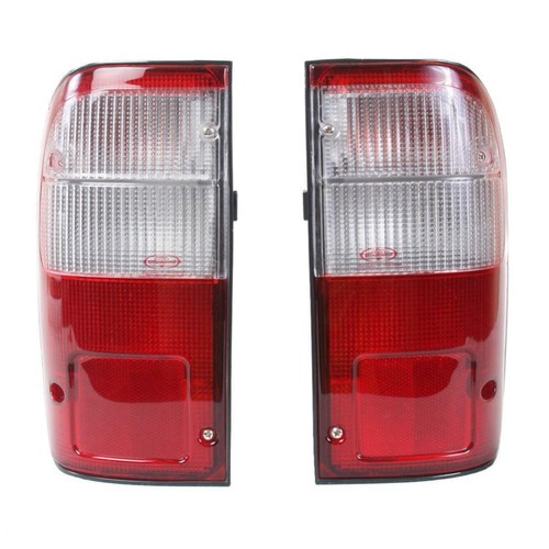 Tail Light LEFT Fits Toyota Hilux Ute 1997 - 2001