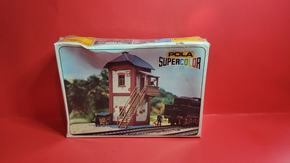 Pola buildings 233 farmers hse 234 country hse 226 florist 214 signal box - Image 3 of 4