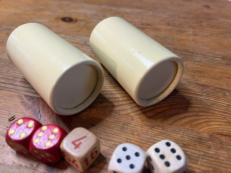 Vintage Backgammon Dice and Shakers 1975 Selchow & Righter Game Replacement - Image 3 of 3