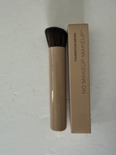 No Makeup Makeup Foundation Brush NEW IN BOX