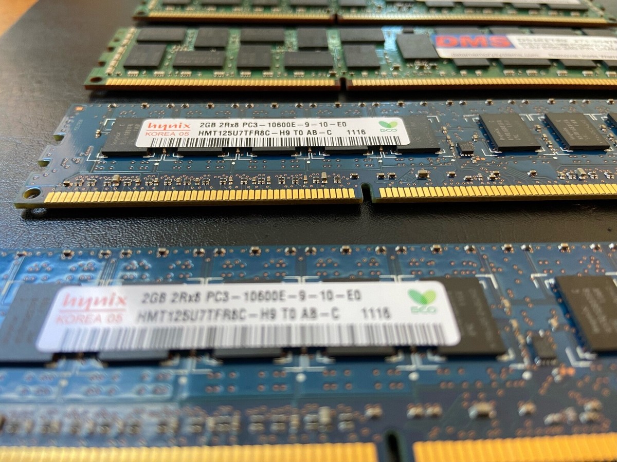 Apple Mac Pro 5,1 (8 x 2 GB, 2GB x2 ) 10600 MHz pulled from