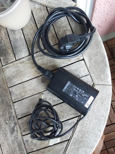 Laptop DELL AC Adapter Ladegerät 19,5V 3,342A 65W LA65NM130 HA65NM130