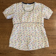 SB Scrub Top Size XS Hearts  Flowers Pattern Blue Trim