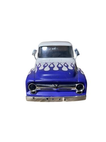 JADA ‘56 FORD F-100 TRUCK 10th ANNIVERSARY EDITION 1/24 SCALE WHITE & PURPLE - Picture 2 of 7