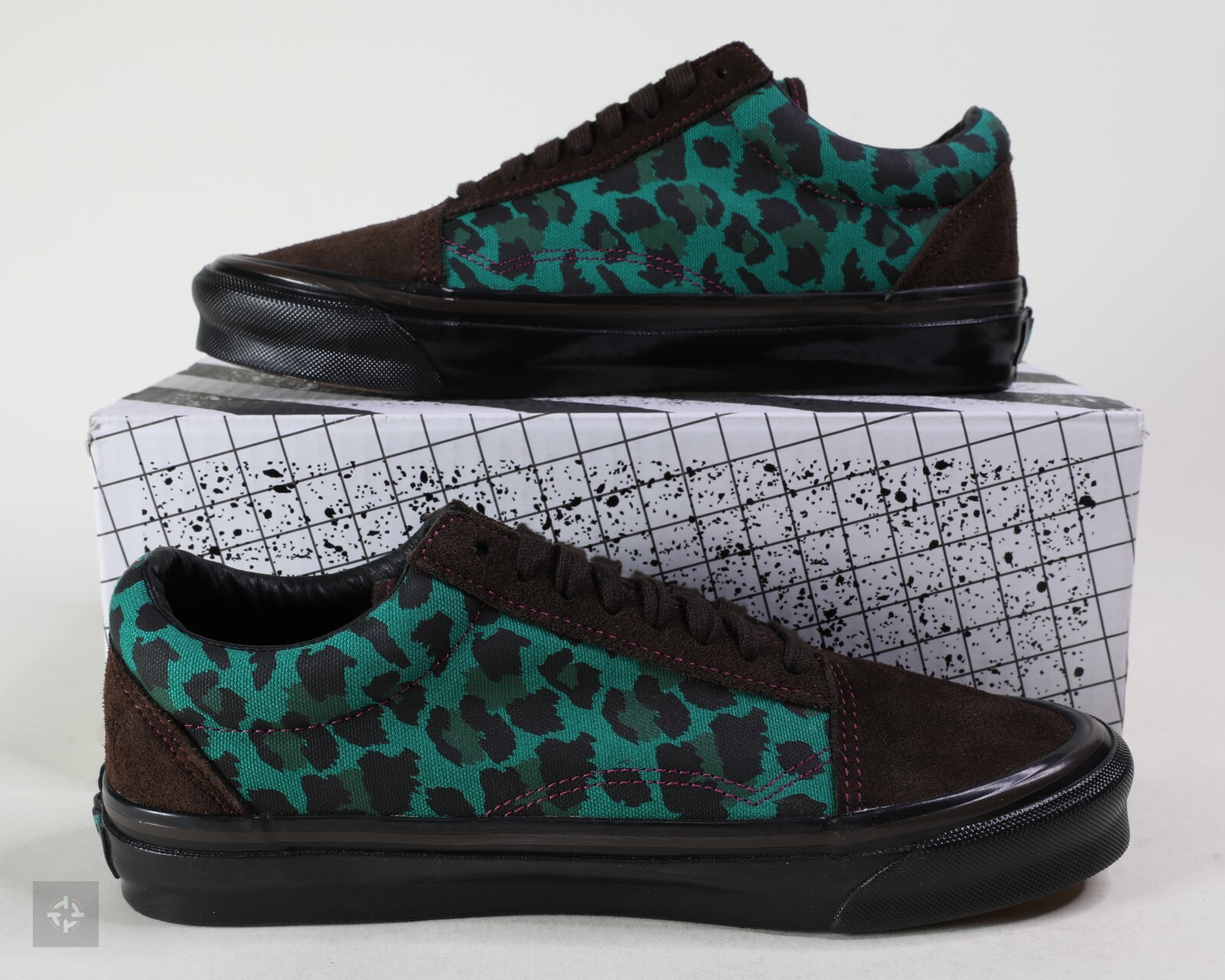 Vans Vault x Stray Rats Old Skool Green Shoes Men’s Size 7.5-10 (VN0A4UUTK031) thumbnail 2