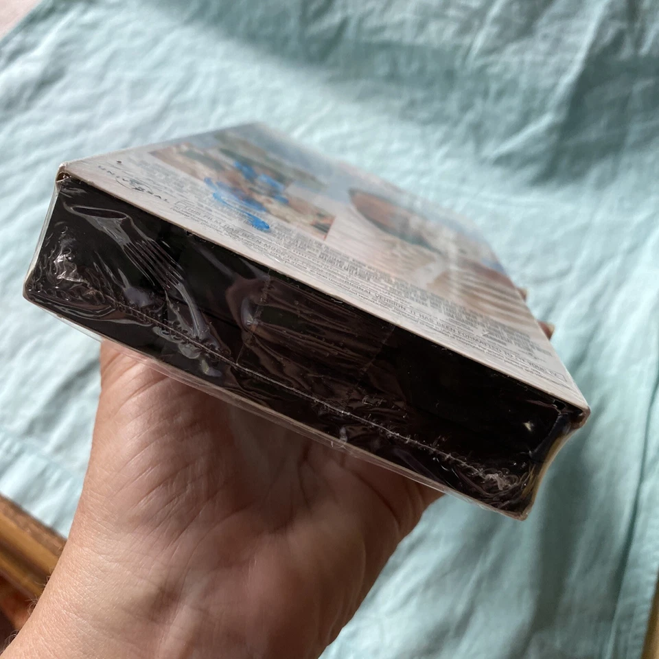 New Patch Adams 1999 VHS Movie Factory Sealed New Robin Williams - Image 3 of 4