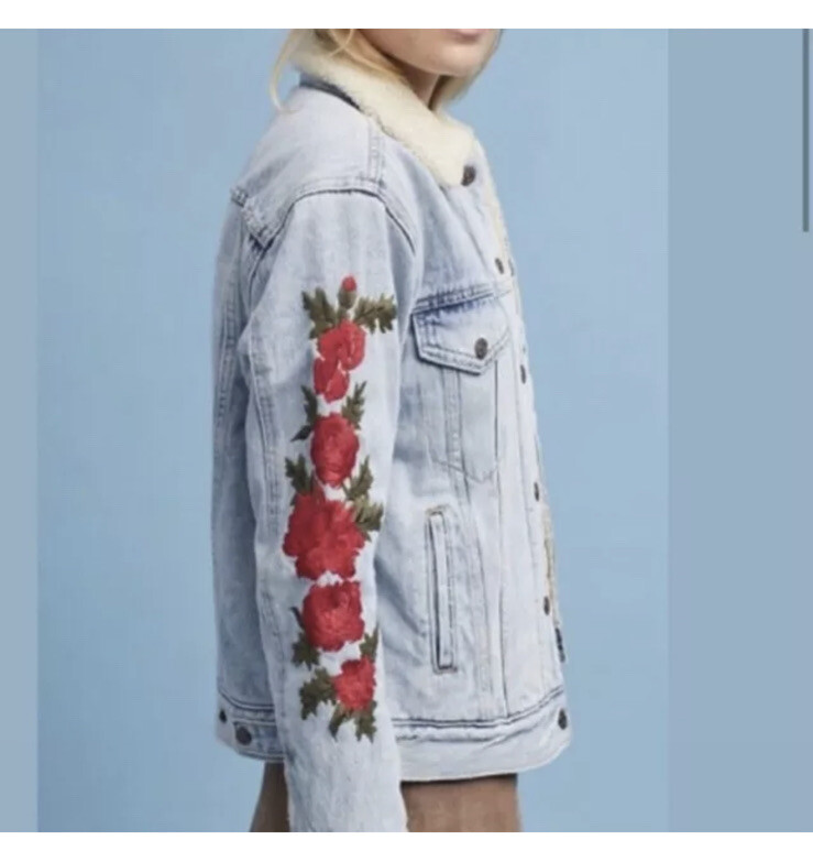 New Small Levi's Embroidered Rose Sherpa Ex-Boyfriend Denim Jacket