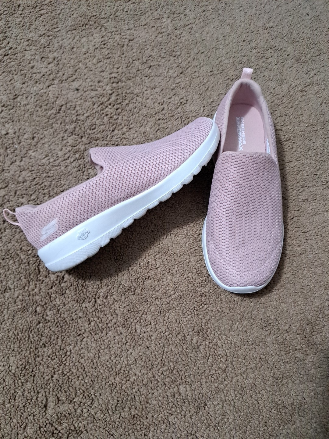 Skechers Womens Go Walk 5Gen SN15600W Size 9.5W Textile Slip On Comfort Pink