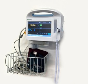 Welch Allyn Connex 6000 Vital Signs Monitor 65NTXX Nellcor SpO2 NIBP GCX Mount