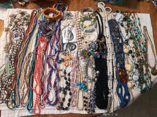 Jewelry Lot C Vintage To Now Wear Or Sell, Costume, 6+ Lbs
