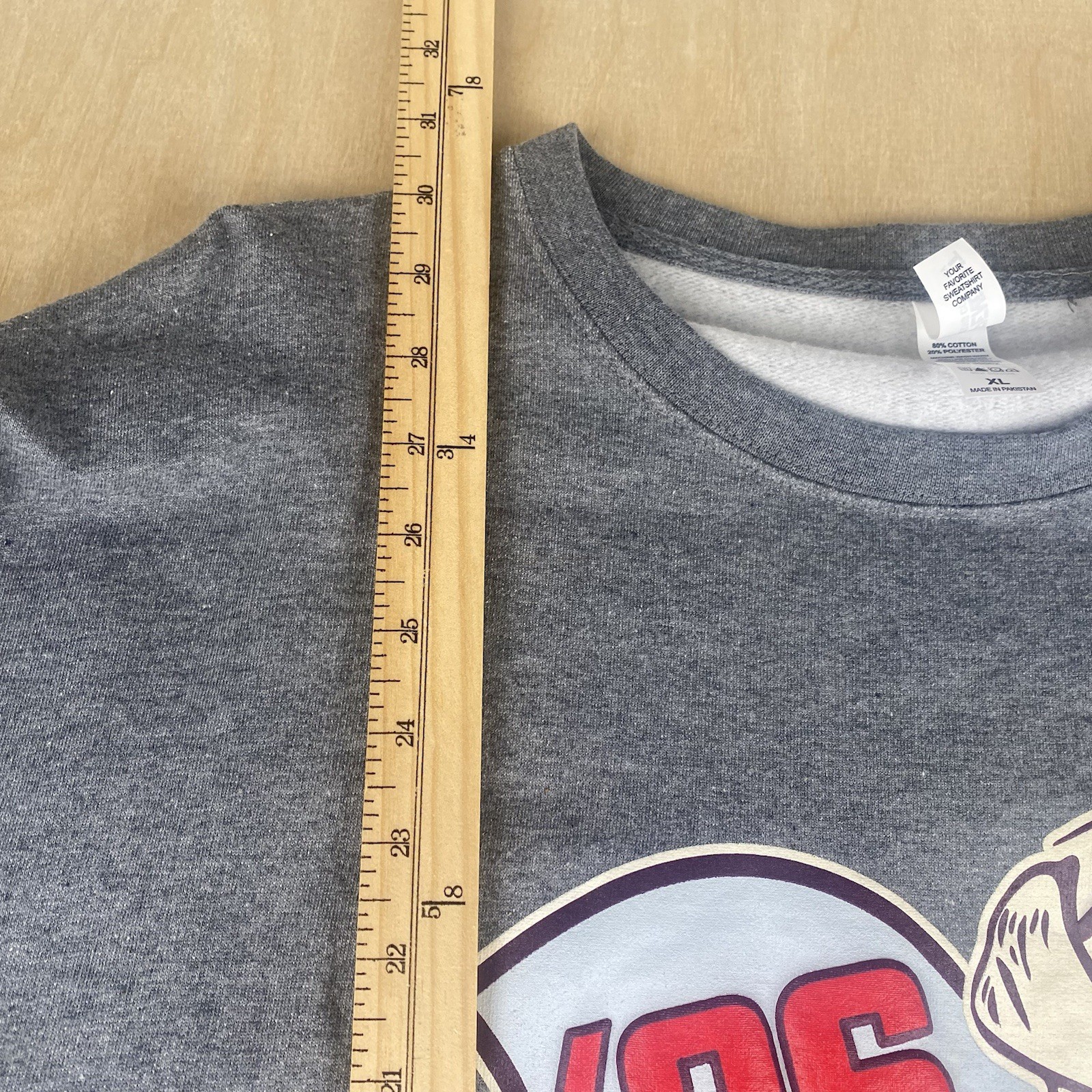 Raising Cane’s Men’s XL Crewneck Sweatshirt Classic Fit Gray