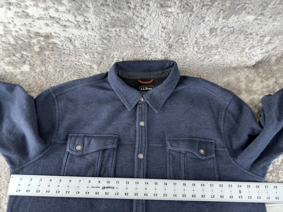 LL Bean Size XL Slightly Fitted Outdoor Fleece Lined Snap Button Shacket Navy - Image 4 of 4