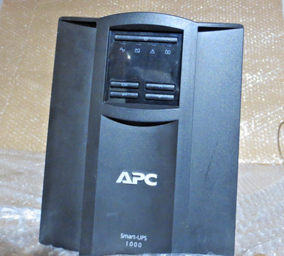 APC Smart-UPS 1000 SMT1000 1000VA ( LISTED AS PARTS-NO BATTERY )